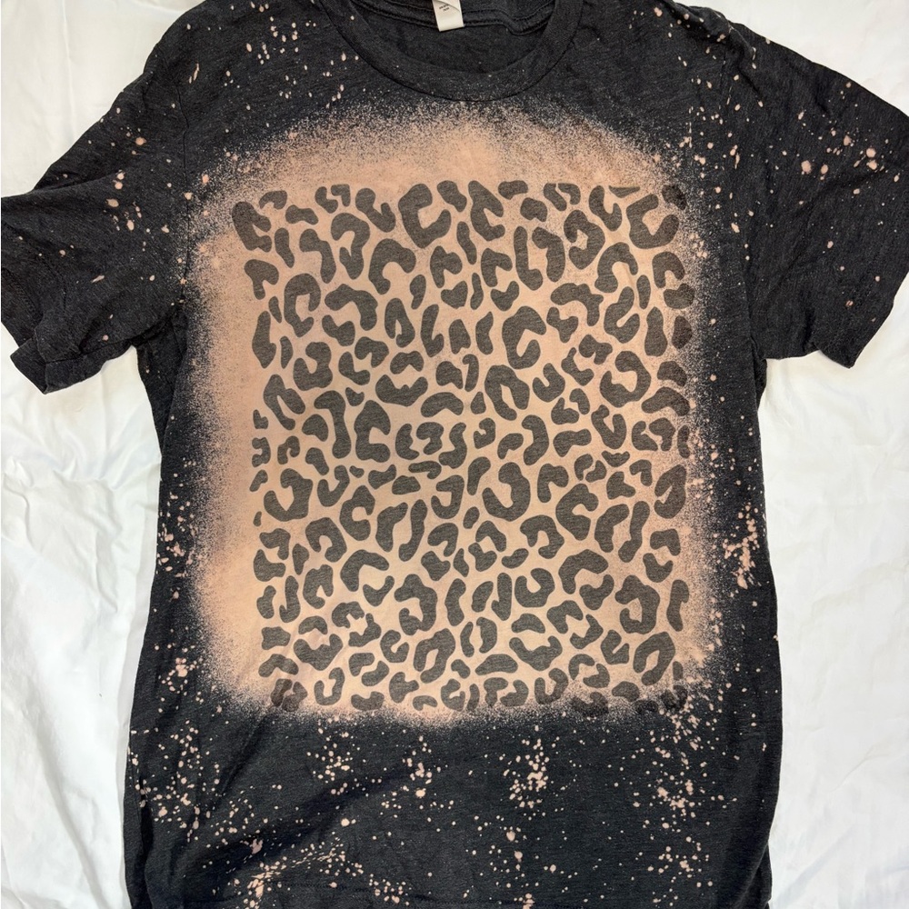 Black and tan Leopard Print T-Shirt